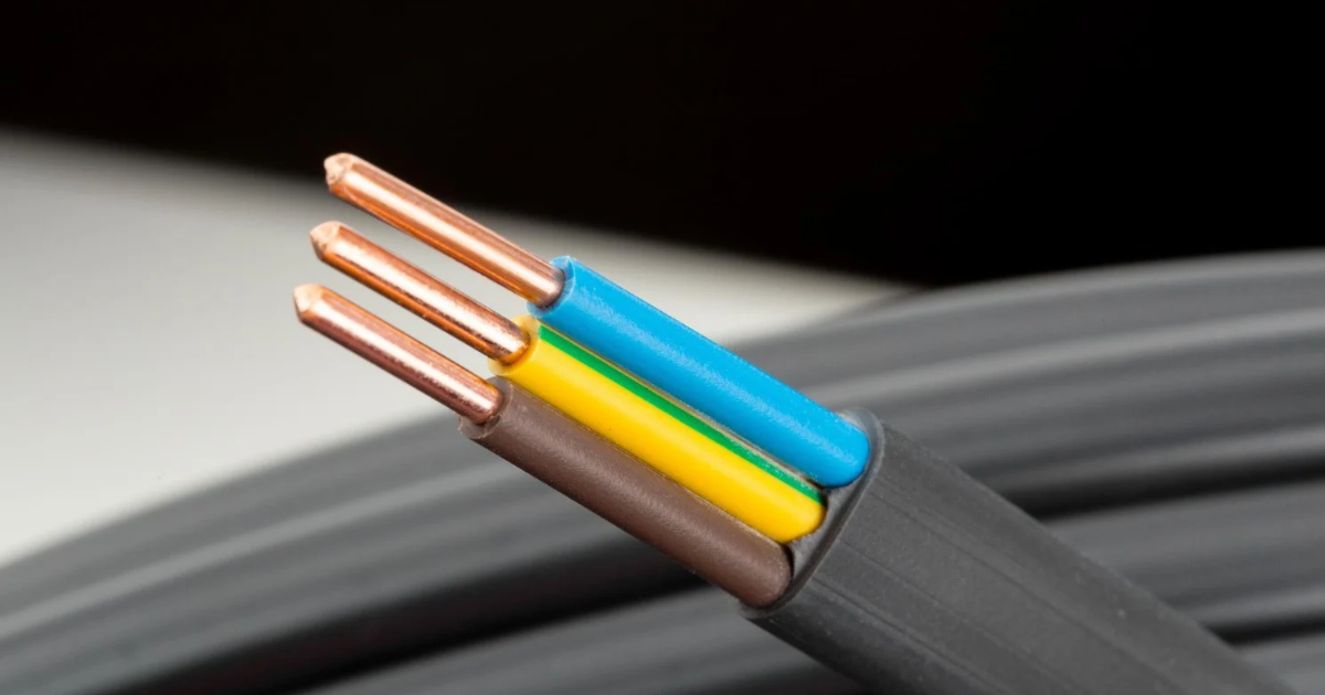 What are non-ferrous metals and what properties do they have?